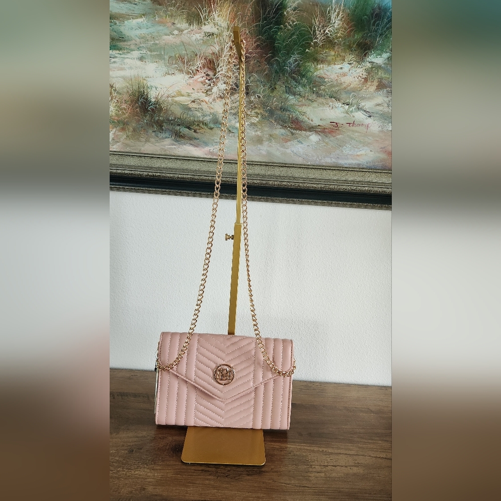 NWT Badgley Mischka Pink Quilted Bag - Picture 2 of 9